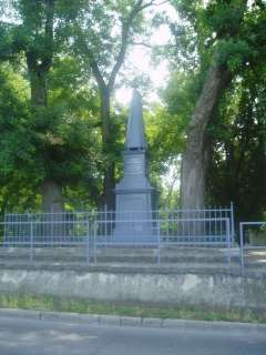 Debrecen, Dorottya u. Csokonai sírja. 1.kép.jpg Debrecen, Dorottya u. Csokonai sírja. 1.kép.jpg