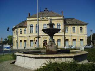 Hódmezővásárhely, Kálvin tér 04.jpg Hódmezővásárhely, Kálvin tér 04.jpg